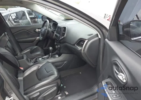 2020 Jeep Cherokee Latitude Plus Fwd z USA, uszkodzony, nr VIN 1C4PJLLB2LD586191